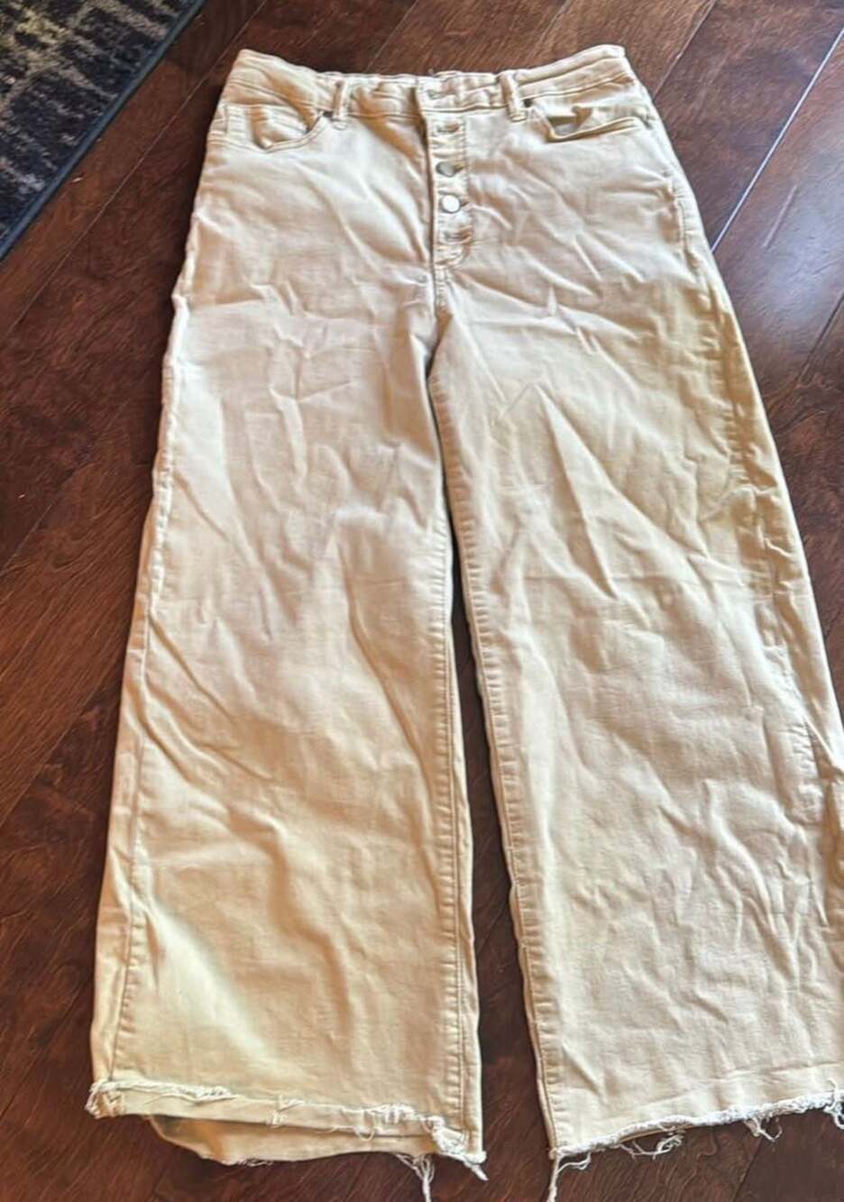 Easel Women's Beige High-Rise Wide-Leg Jeans with Button Fly and Frayed Hem, Siz